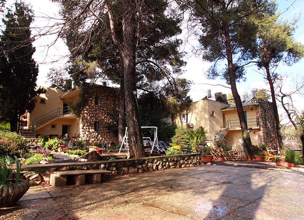 Safed Inn Dış mekan fotoğraf