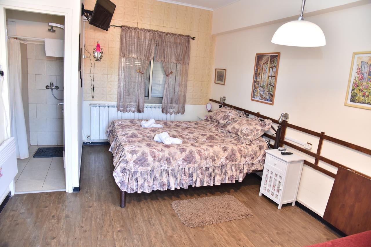 Safed Inn Dış mekan fotoğraf